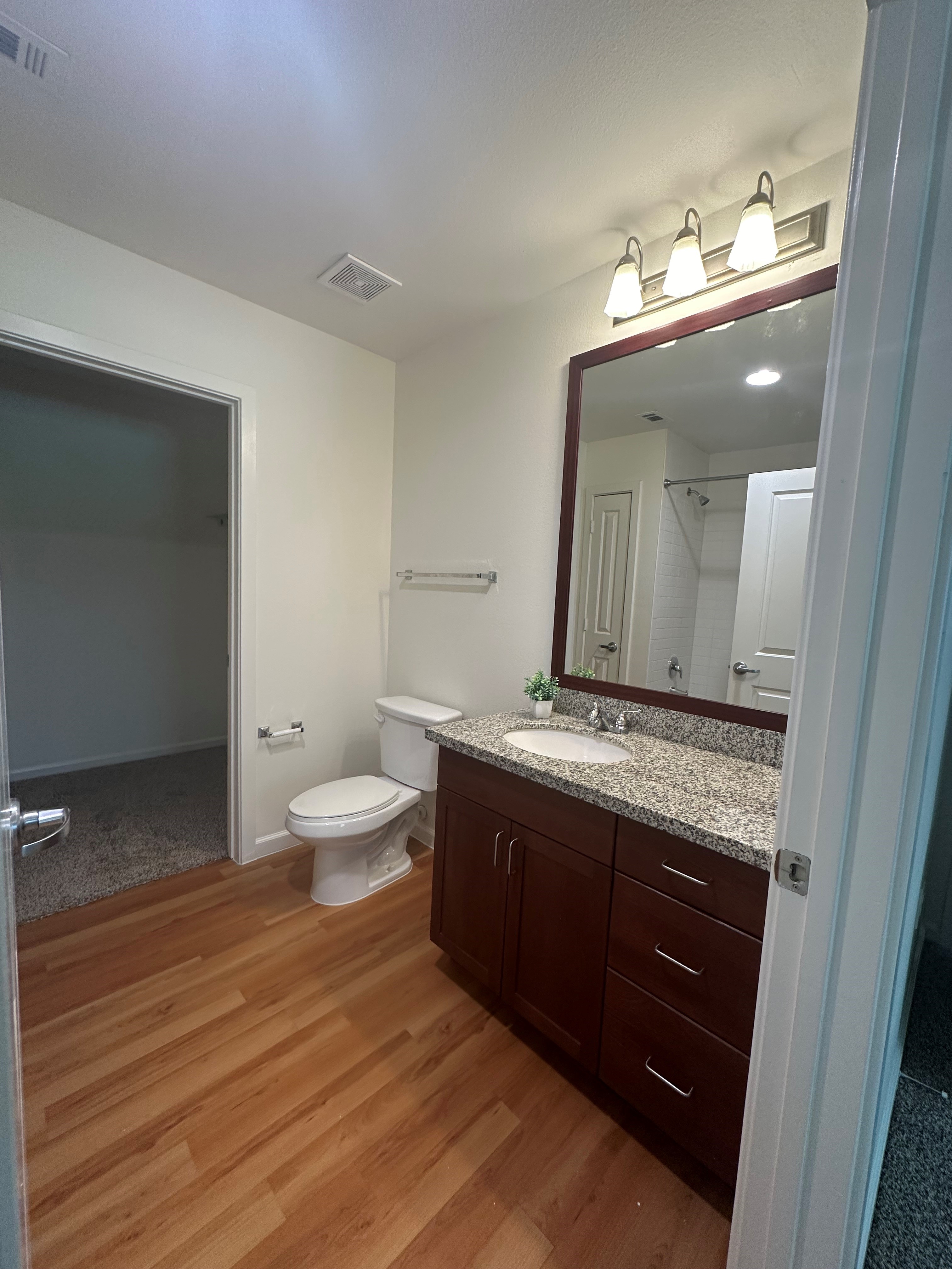 PH 3 bathroom.jpg